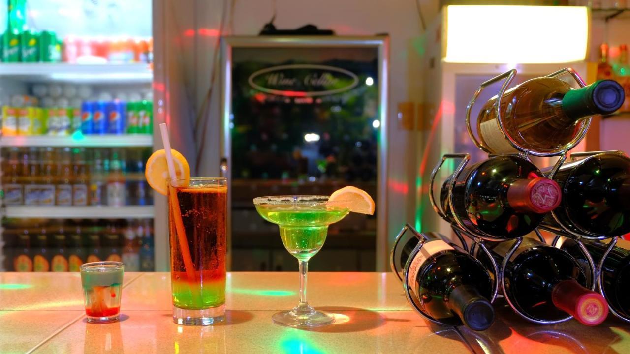 ボラカイ ホリデイ リゾート Balabag  エクステリア 写真